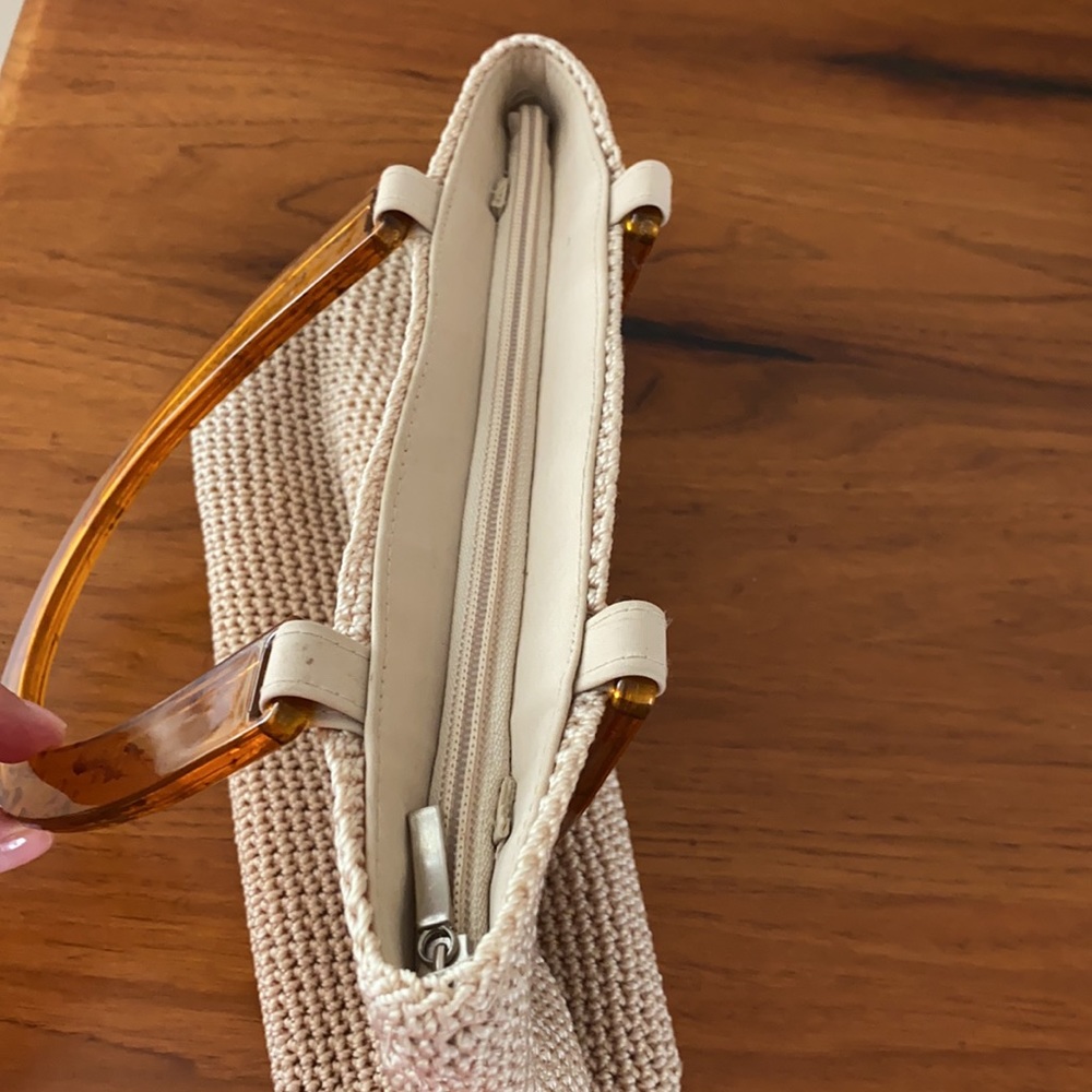 Vintage Bag w/ Lucite Handles - Picture 10 of 12